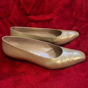 Salvatore Ferragamo gold Leather Shoes